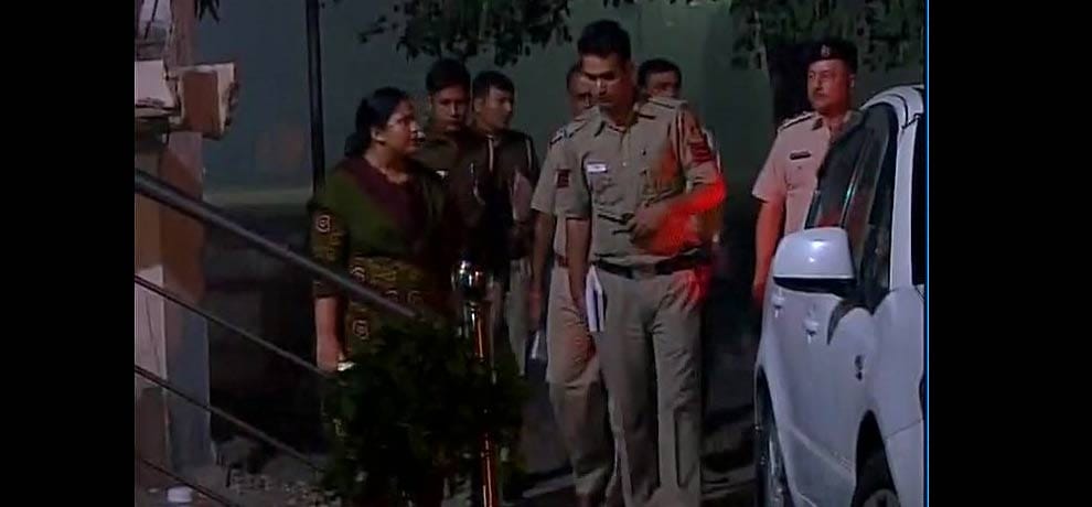 Two shot at by a person near Delhi's Sirifort Auditorium