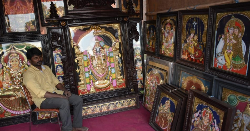 gold made painitng in national craft mela in kalagram chandigarh