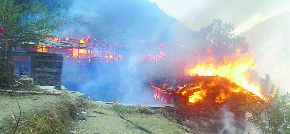 Three houses gutted after a major fire broke out in Bhatada village Chamba Himachal pradesh