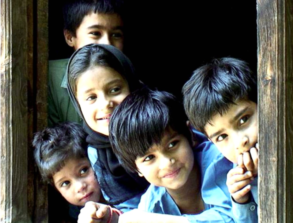 children special train begins in kashmir valley
