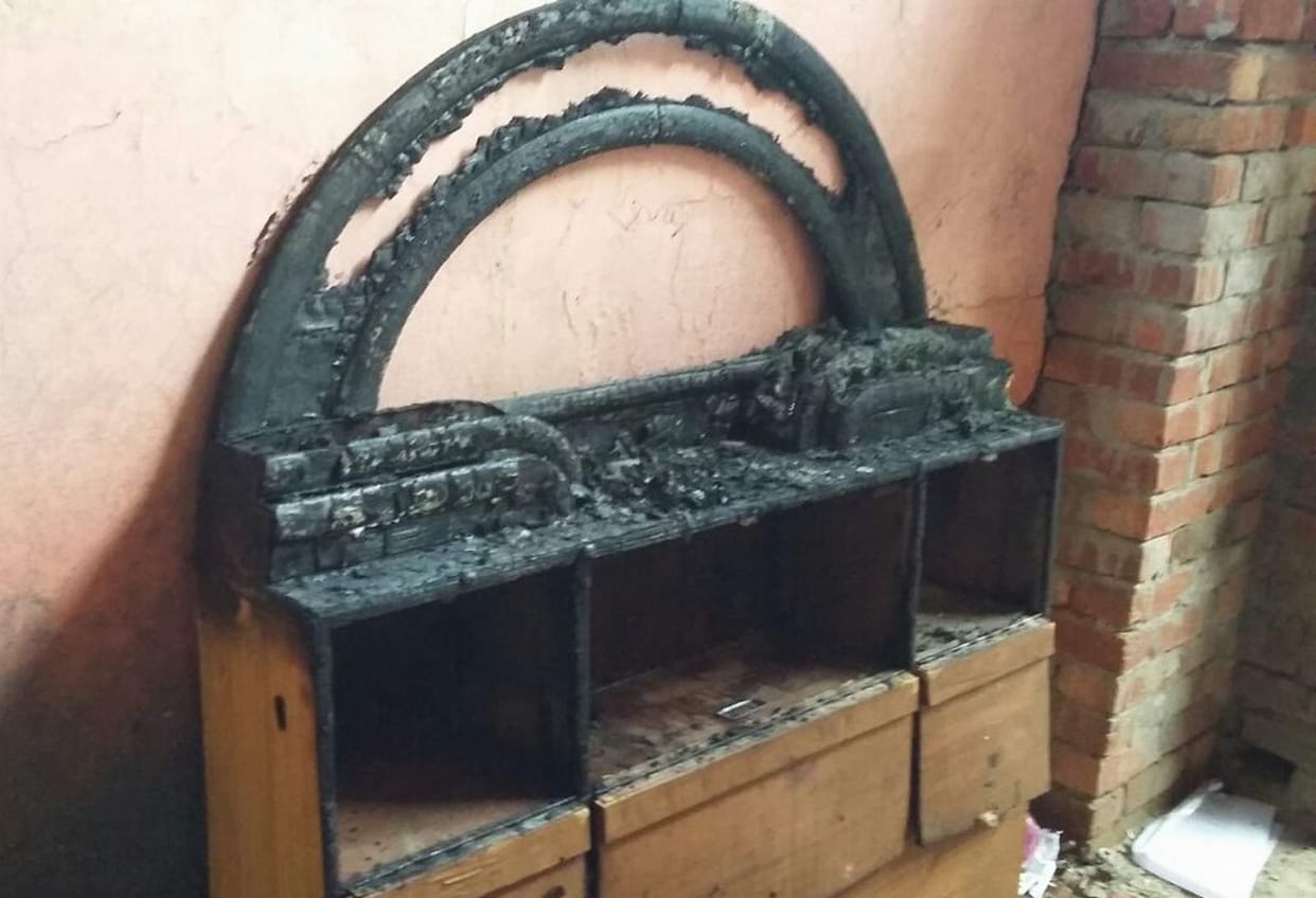 Daughter's wedding accessories and cash ashes in fire
