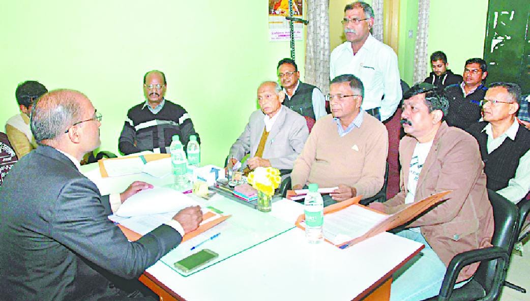 District Hospital captured in public toilets