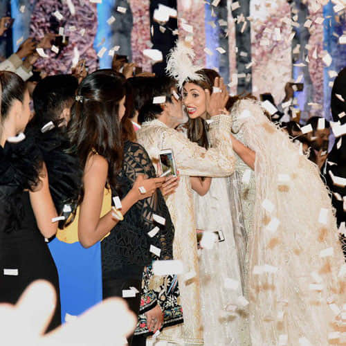 big b daughter shweta doing ramp walk