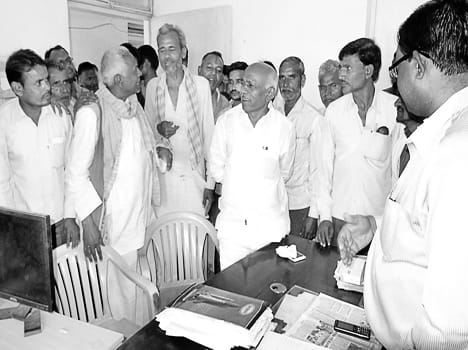 Farmers to power hoop JE