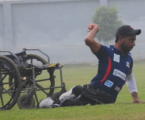 wheel chair cricket in Lucknow.