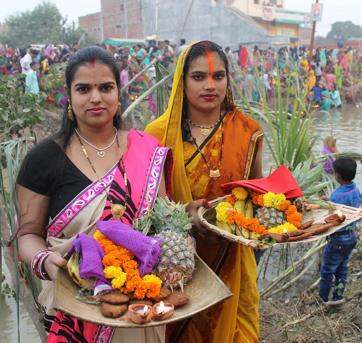 devotion on chatth pooja