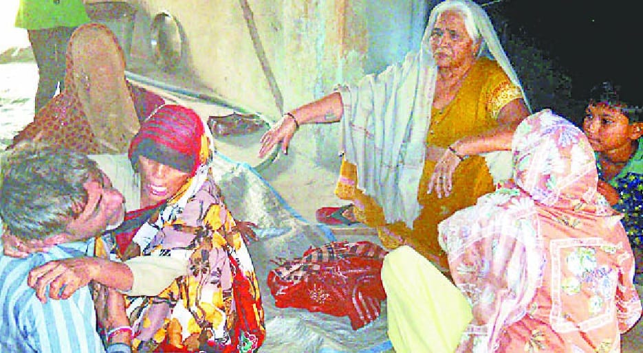  Brothers clash over the wall, a death