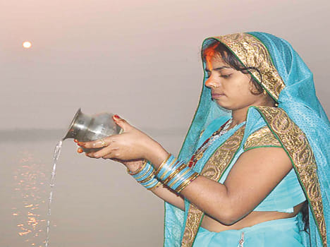 Solicited offer water to Sun by Blessing