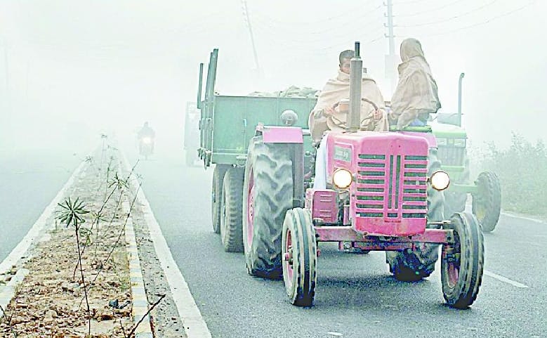 Fog made trouble on the highway auto serried