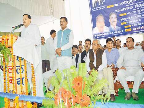 Pages will Dharamvir Singh SP candidate from Sadar