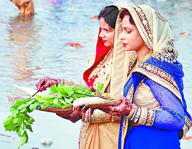 By declining to offer water to the sun worship