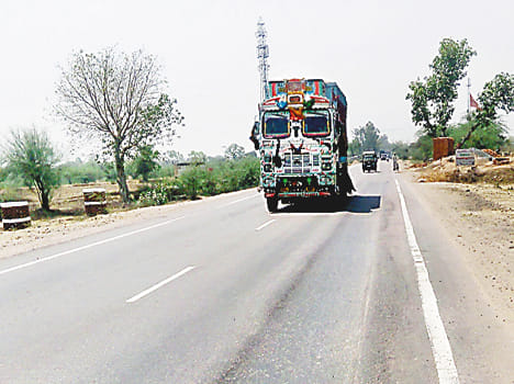 The district continues to bloody street NH -86