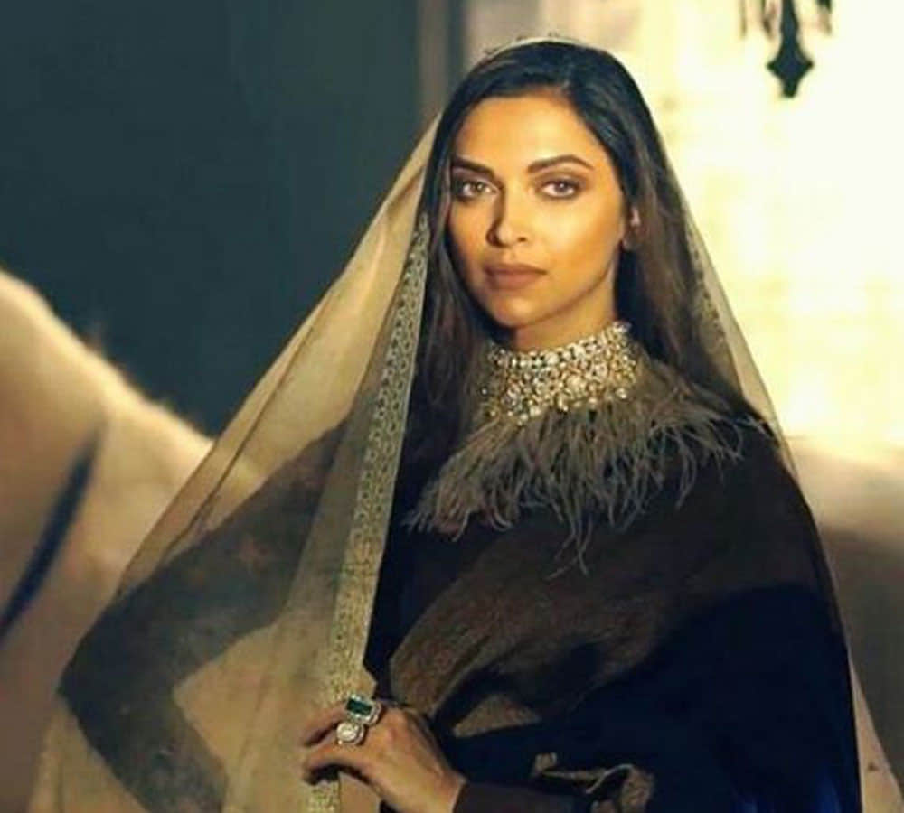 deepika padukone hot photoshoot for vogue magazine