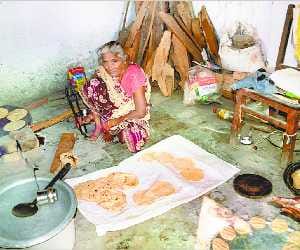 stove are not burning on the Most centers , not reaching the beneficiaries