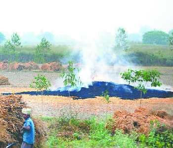 worsen environment of the district by burning straw 
