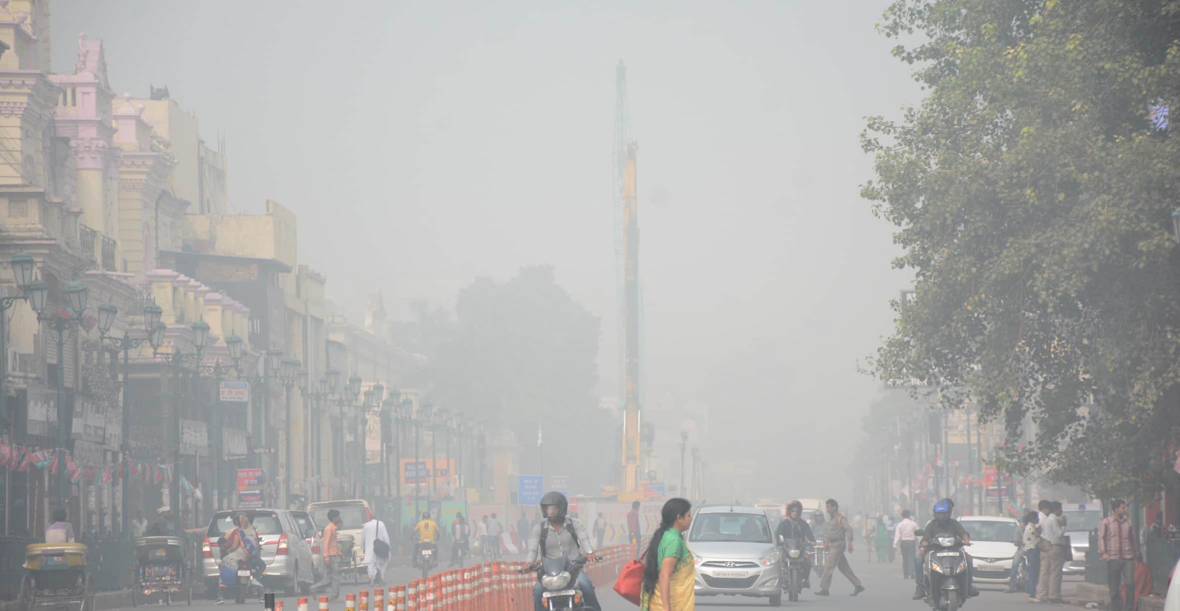 smog in the air of lucknow