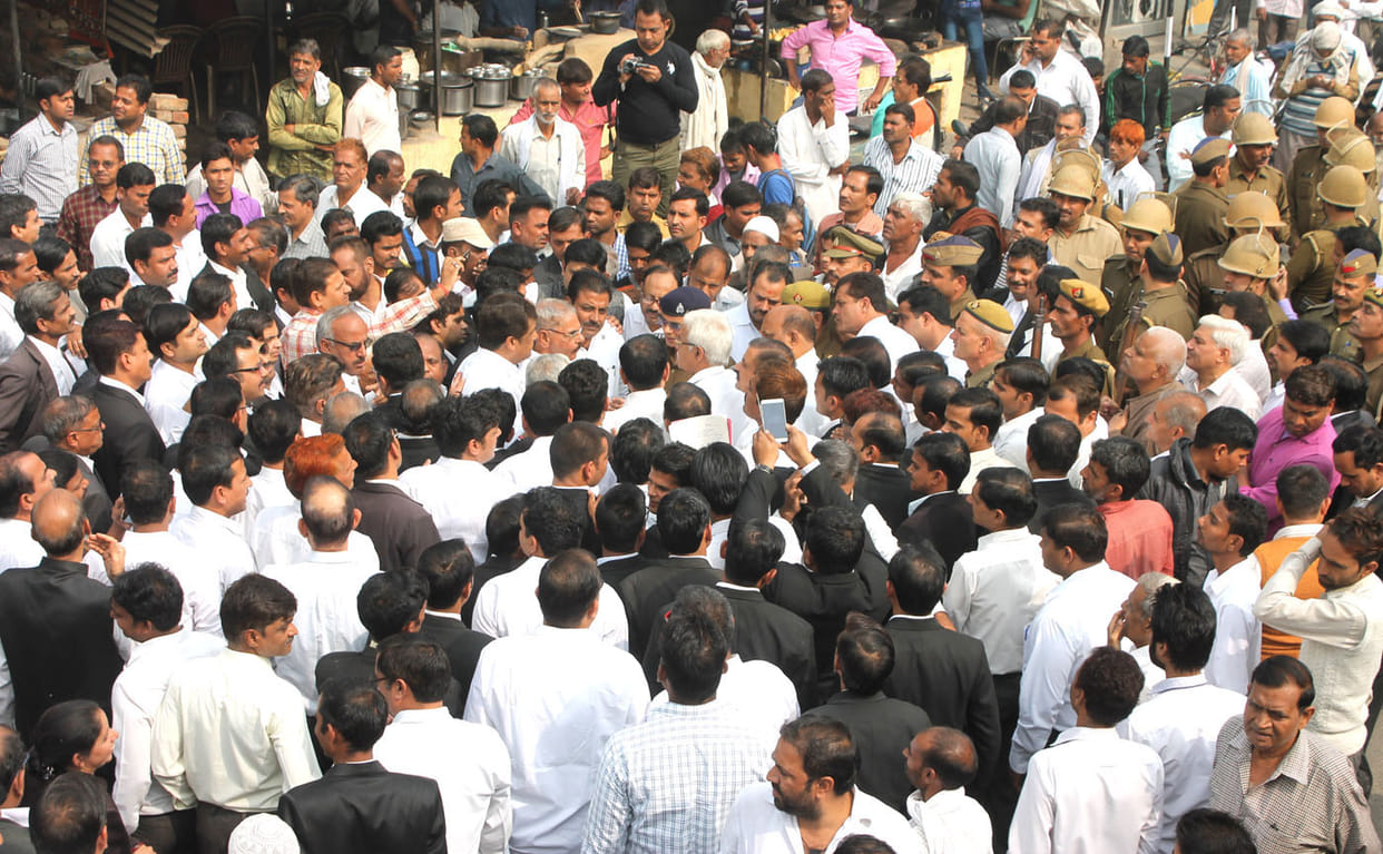 Lawyer and his brother beaten by the police, rackus