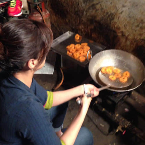 kriti senon preparing imarti in lucknow