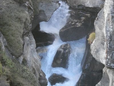 face reflects on saraswati river
