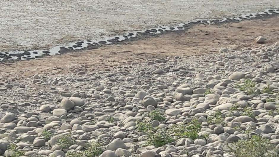 eight engineers of water corporation suspended 