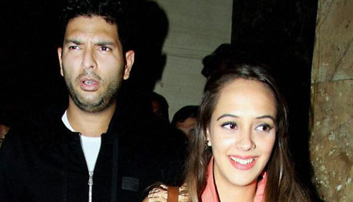 yuvraj singh and hazel keech marriage date fixed on 30 november, wedding card and theme