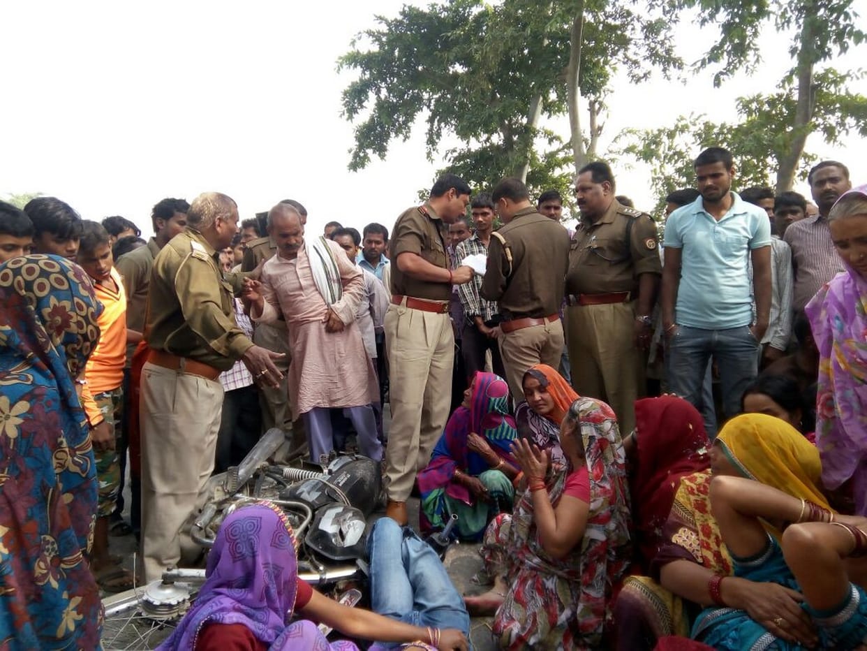 A man died in road accident in basgaon