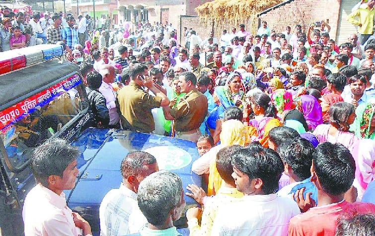 The siege of officers