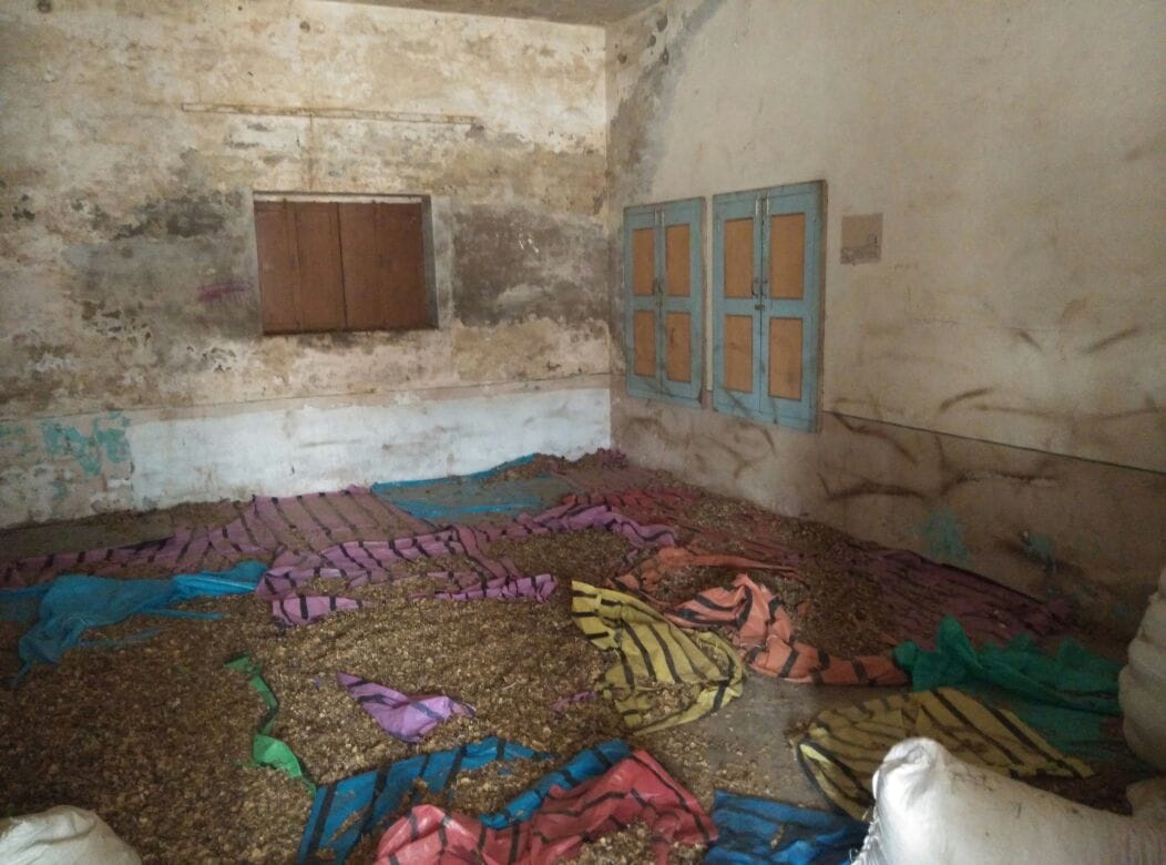 loot in barabanki safdarganj area