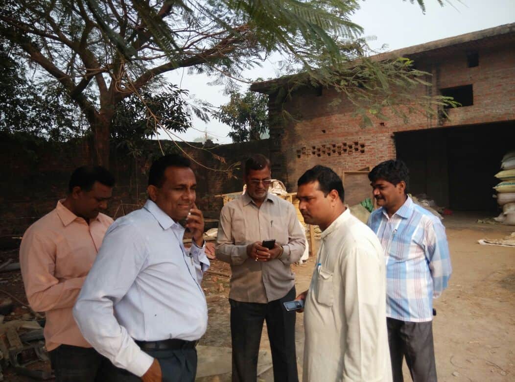 loot in barabanki safdarganj area
