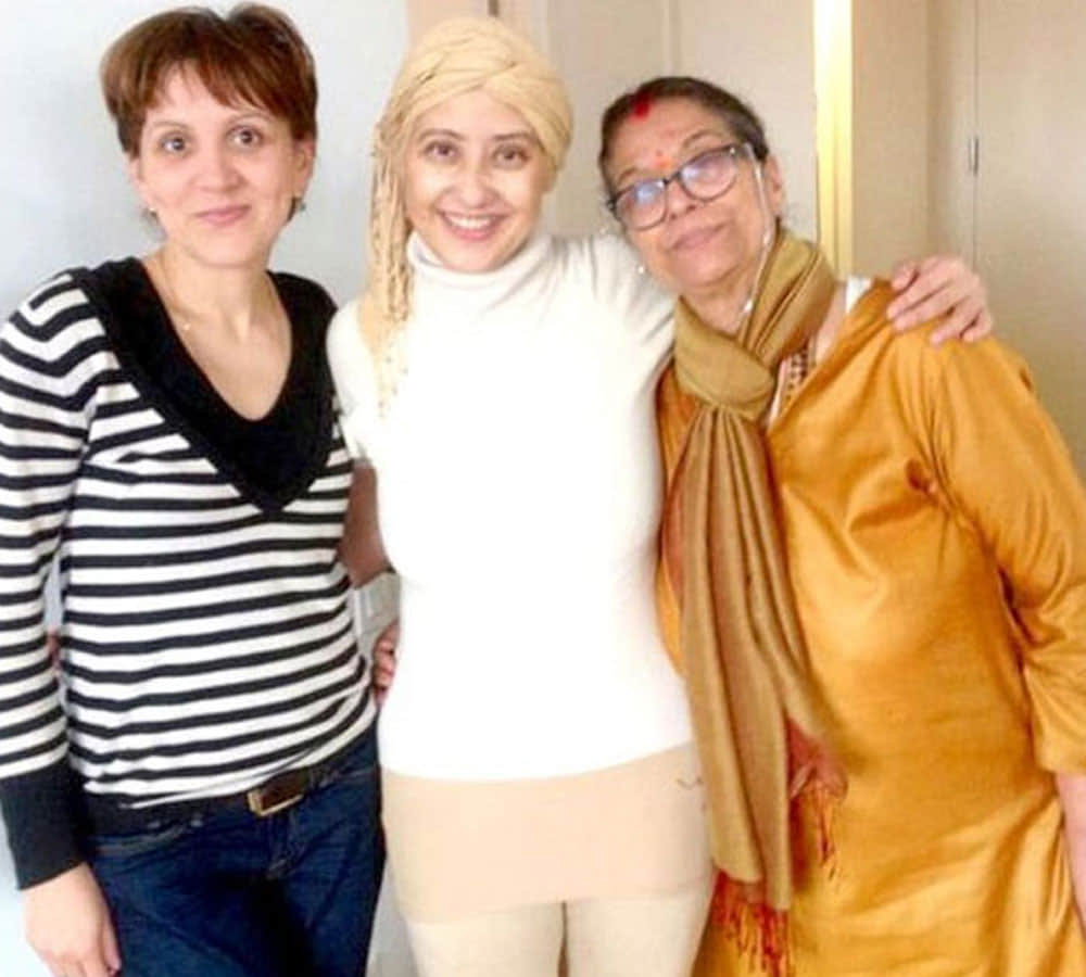 manisha koirala share bikini photos