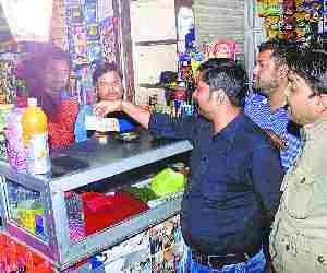 Ban on 500 and 1000rs note create chaos