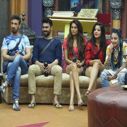 monlisa's belly dance make swami ji angry