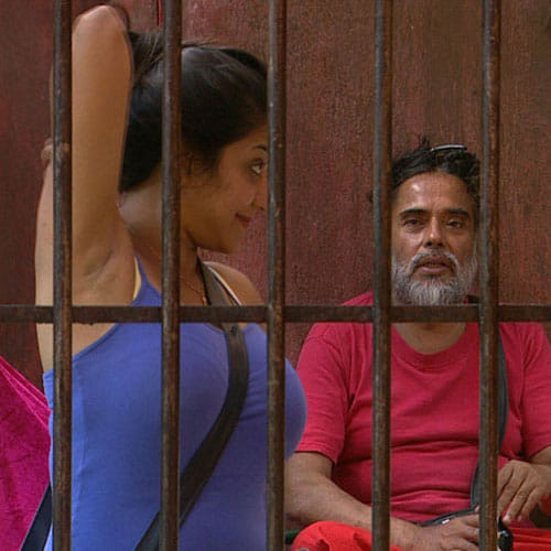 monlisa's belly dance make swami ji angry
