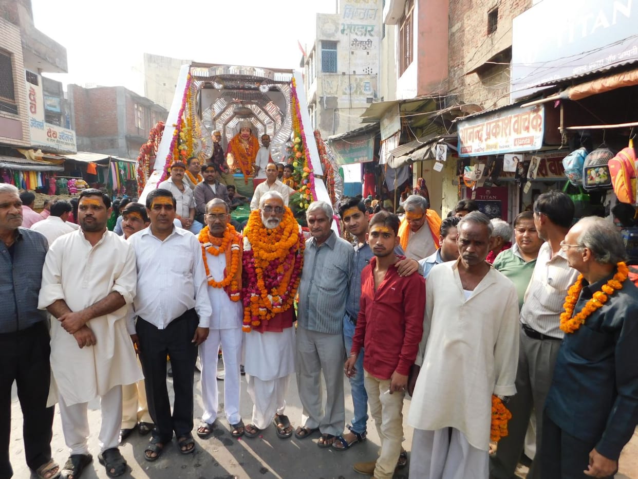  dhoomadhaam se nikaalee gaee hanumaan jee kee shobhaayaatra