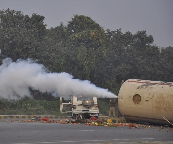  gas tanker accident in barabanki.