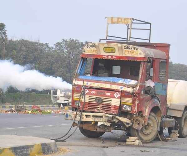  gas tanker accident in barabanki.