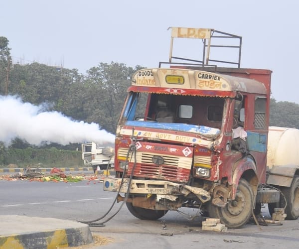  gas tanker accident in barabanki.