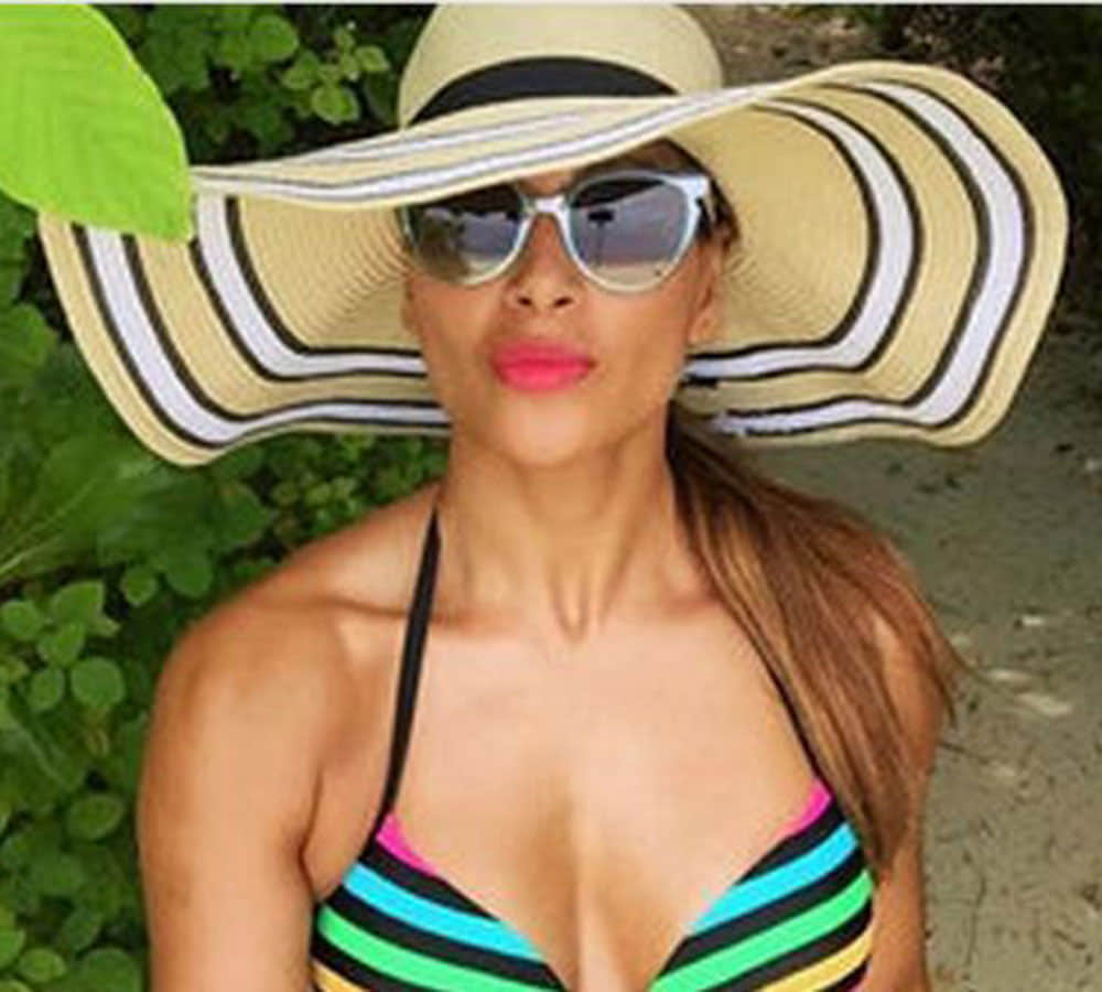 bipasha basu borrowed money for buy eggs