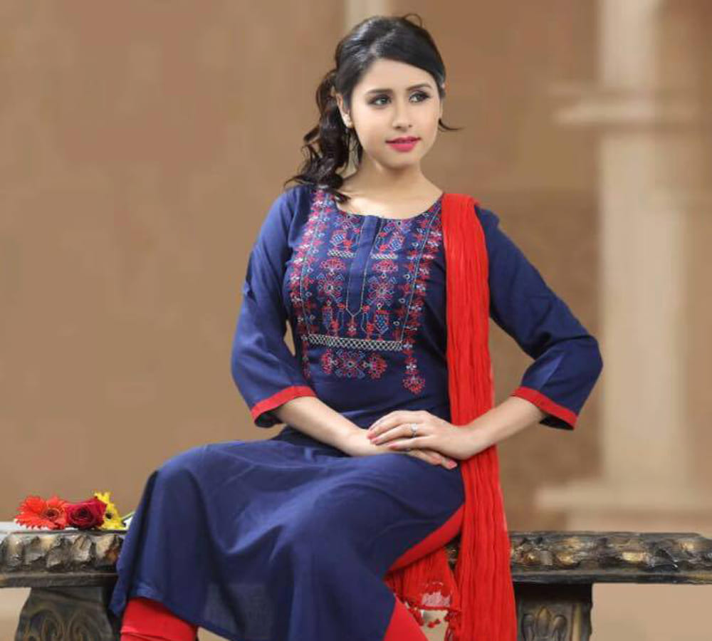 TV actress Aman Sandhu exposes casting couch in public