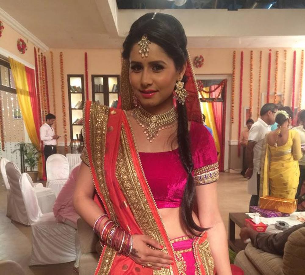 TV actress Aman Sandhu exposes casting couch in public