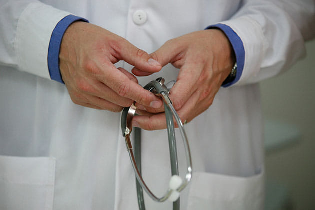 docter have to give half a million in after sterilization birth daughter case 