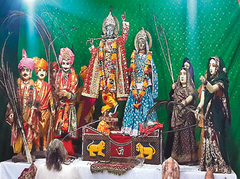 Xu arrived Devraj Indra Govrdhnnath Fair Ride