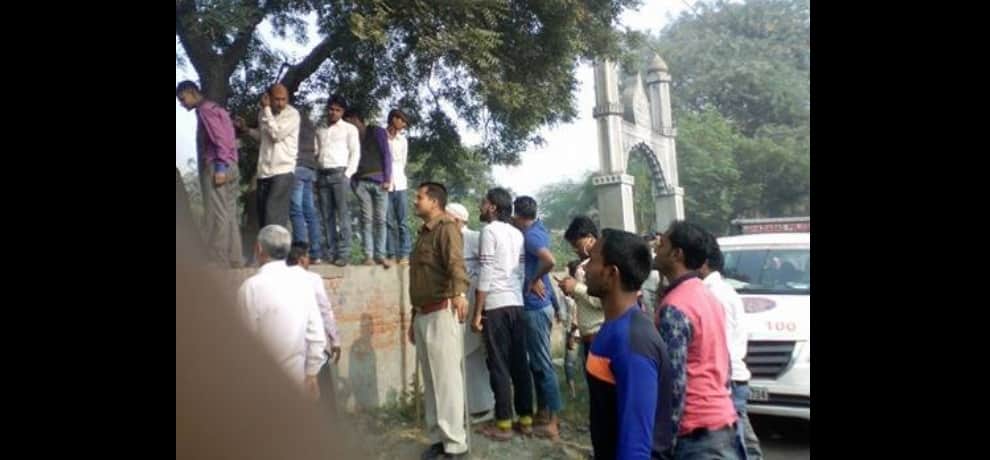 demonetisation flashback: when rumour of dumping old notes of 500 and 1000 in graveyard goes viral