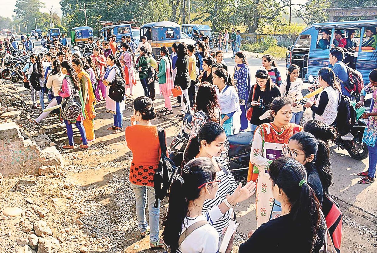 To cancel the affiliation of teachers uproar