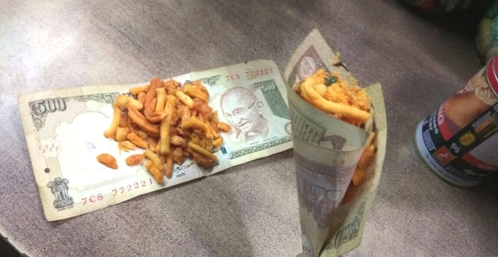 Jokes on Social Media After Ban on 500 and 1000 Currency notes.