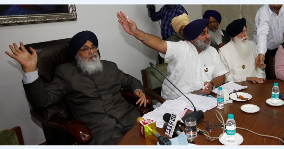 CM Parkash singh badal press conference on syl issue in chandigarh