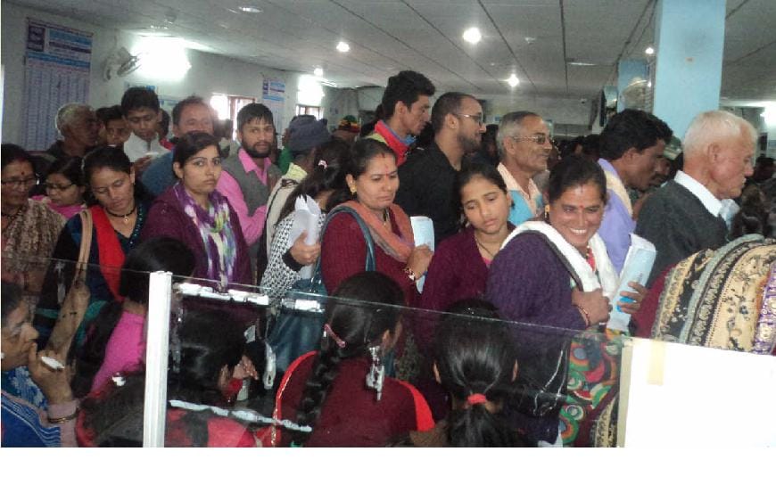 In the morning a huge crowd of customers from banks Almora