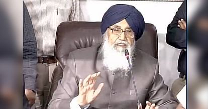 The condition of former Punjab CM Parkash Singh Badal is critical, the Defense Minister called and inquired about it.