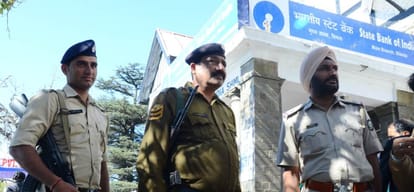 shocking practice adopted by by people to convert black money into white money in banks
