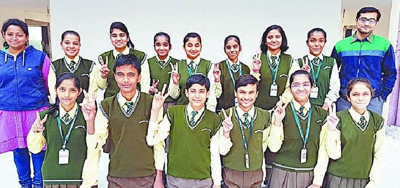 Science students participated in the Silver Bells